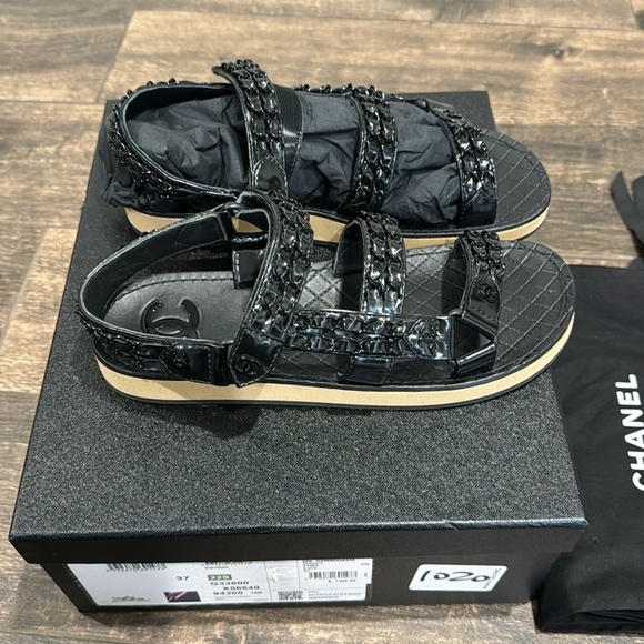 Chanel So Black Chain Link Dad Strap Sandal NWT 37 - Picture 6 of 9